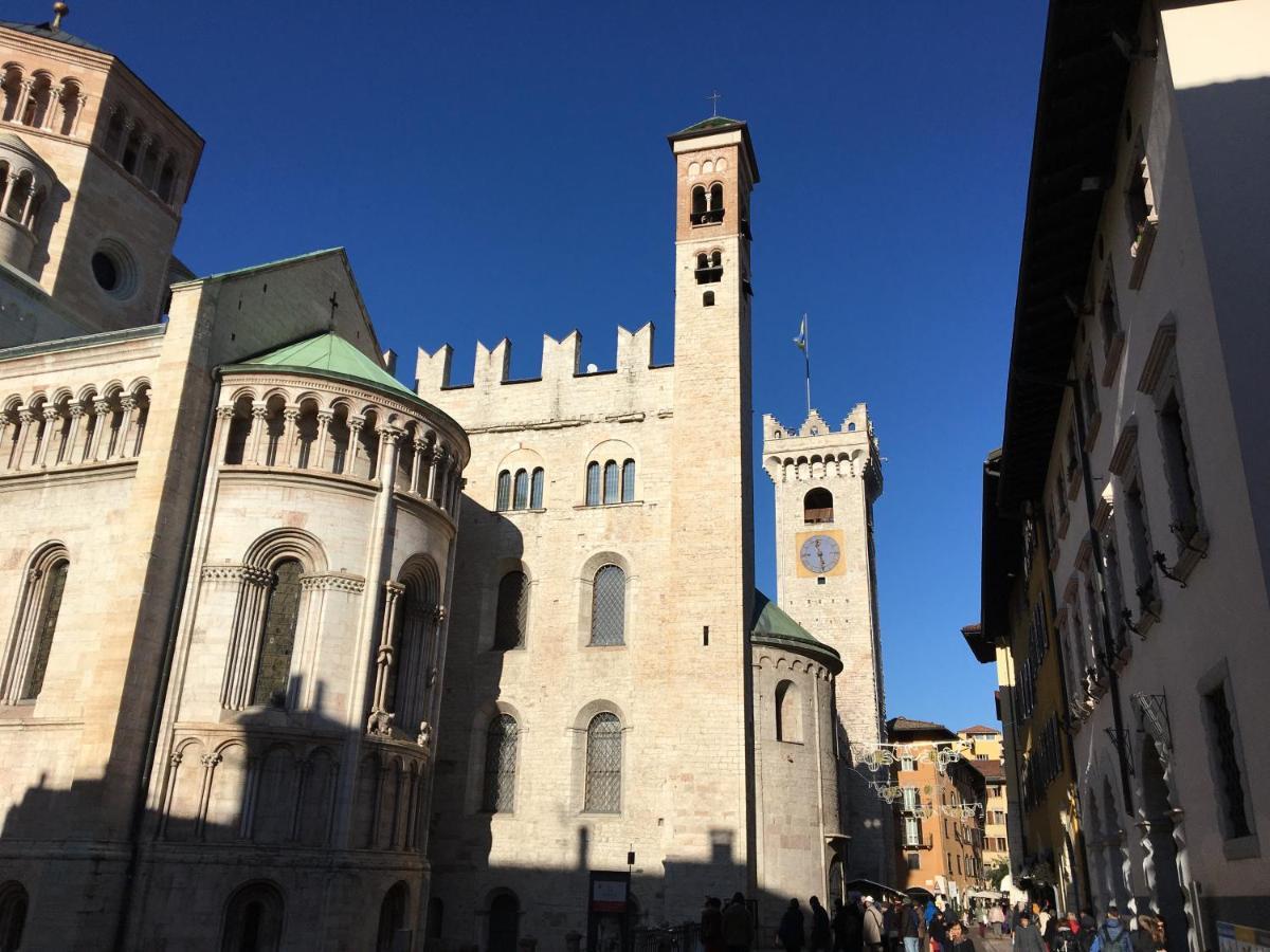 Апартаменты Duomo Flat Тренто Экстерьер фото